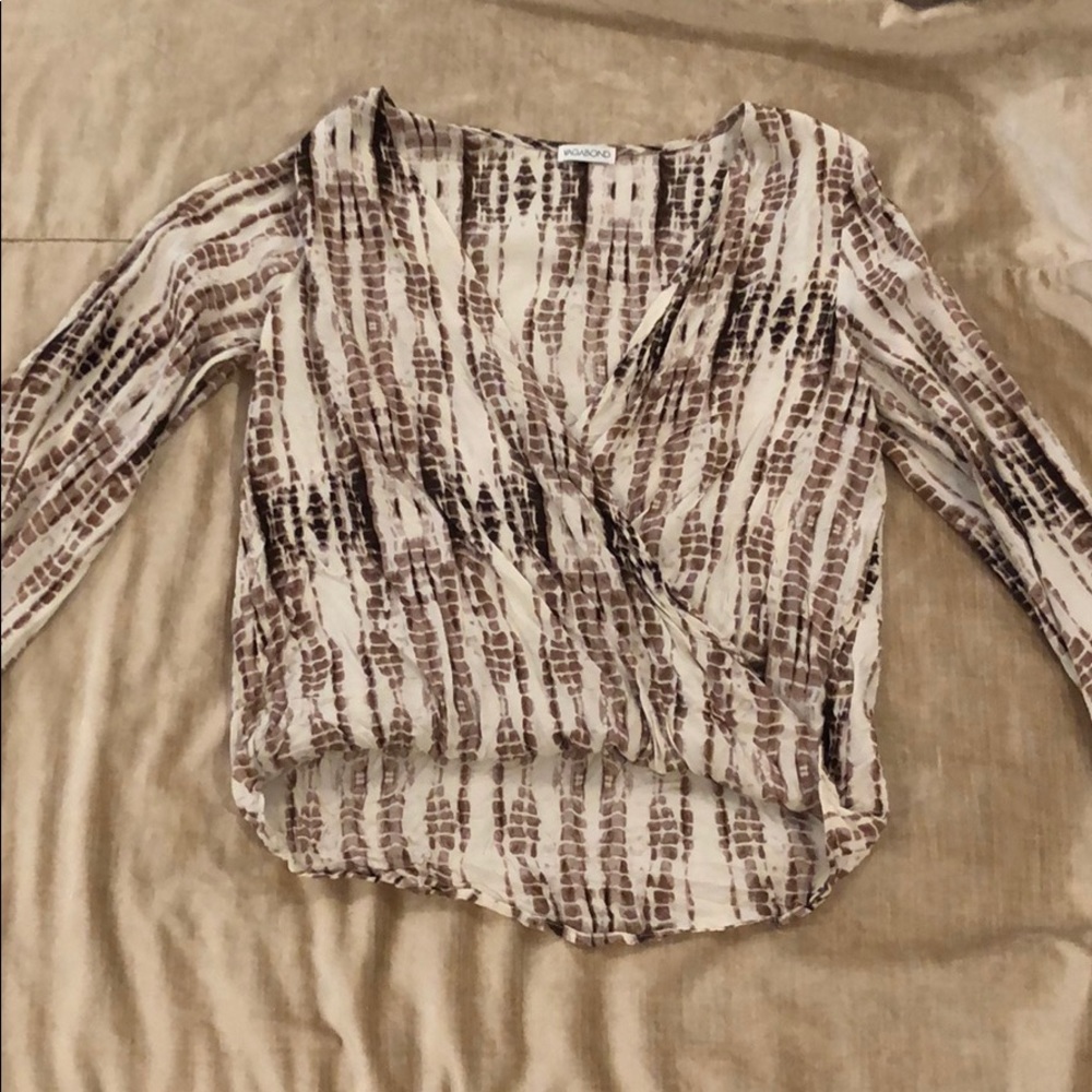 Deep V long sleeve